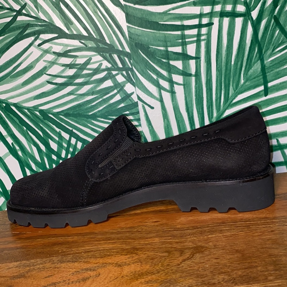Tommy Bahama Black Suede Sand Bar Loafers Men’s 9 - Picture 5 of 9